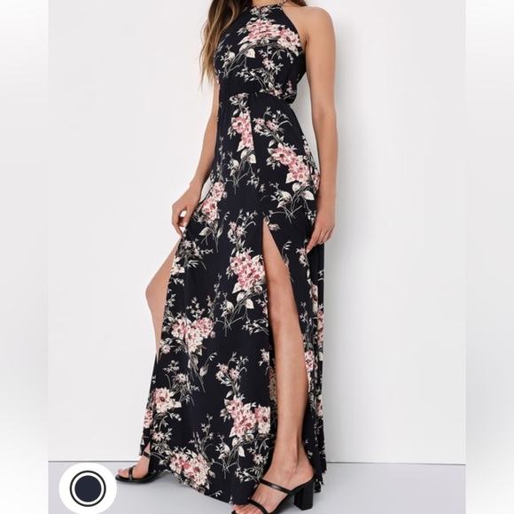 Lulu’s Maxi Dress - Picture 2 of 5